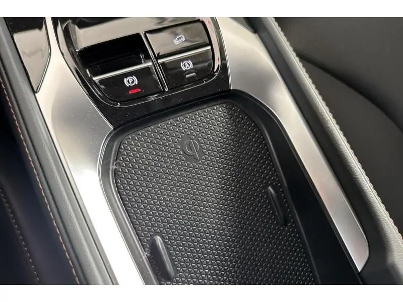 VEHICLE__CONDITION_SERVICE MG HS LUXURY HYBRID+ SILVER 34