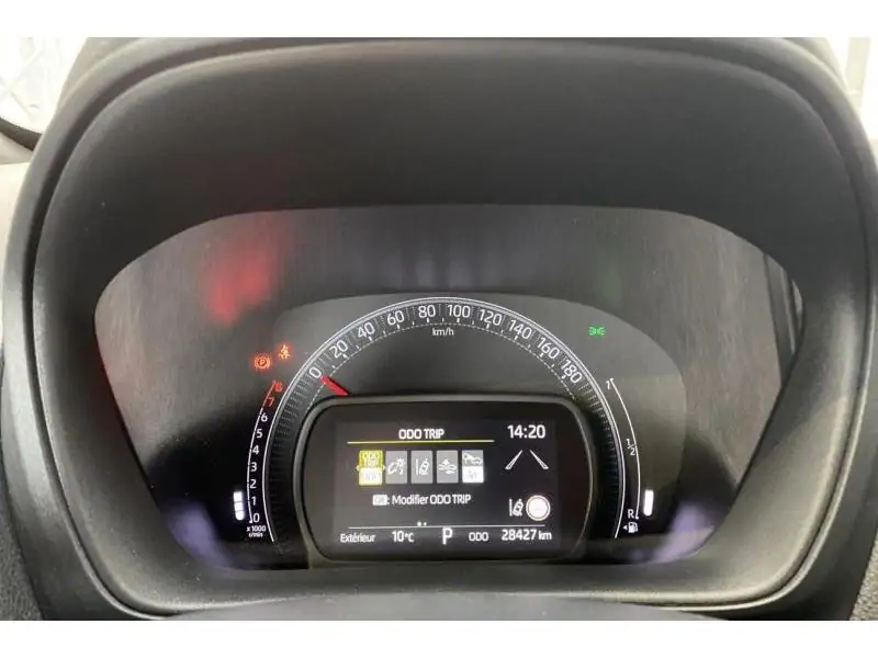 Occasion Toyota Aygo X X BLUE 28