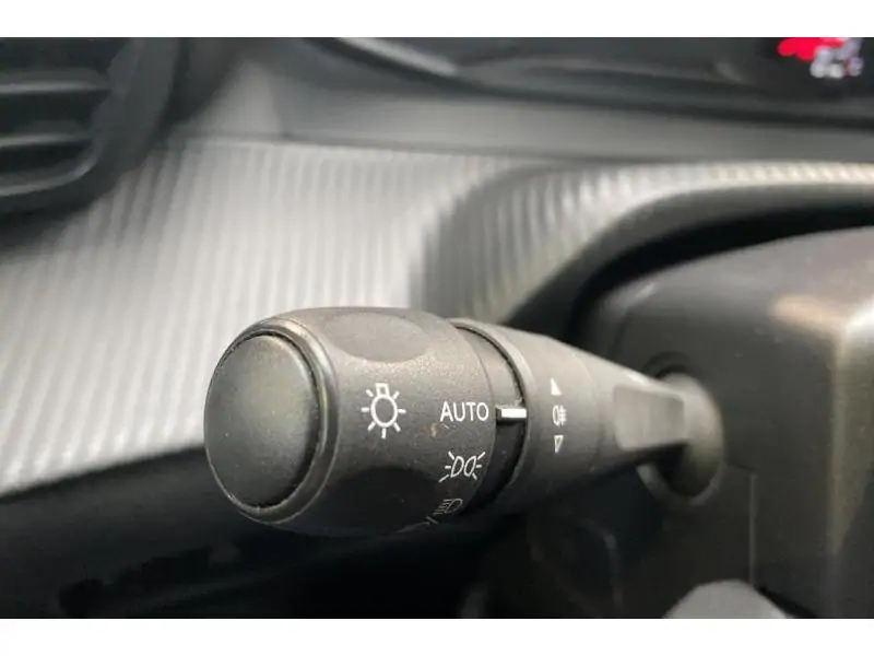 Occasion Peugeot 2008 Allure GREY 26