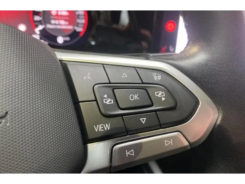 Occasie Volkswagen Golf VIII Life 1.0 eTSI DSG BLUE 23