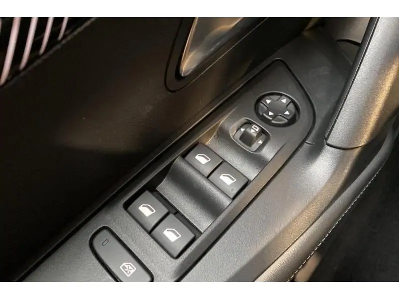 Occasion Peugeot 2008 II Allure RED 17