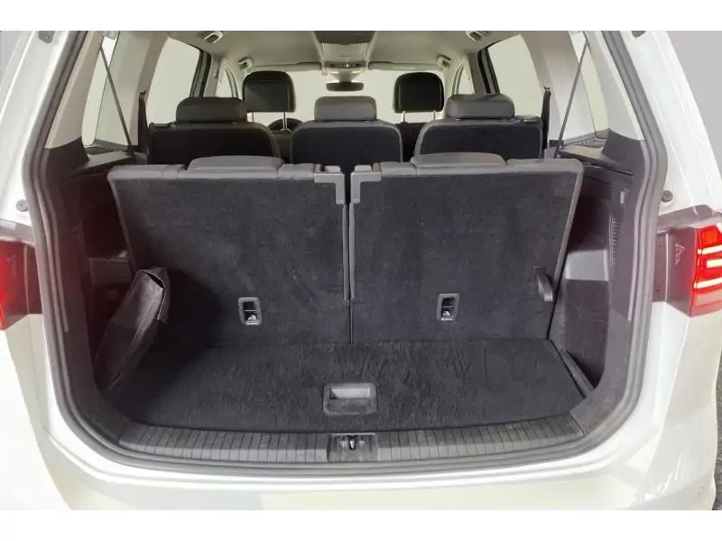 Occasie Volkswagen Touran III Comfortline WHITE 19