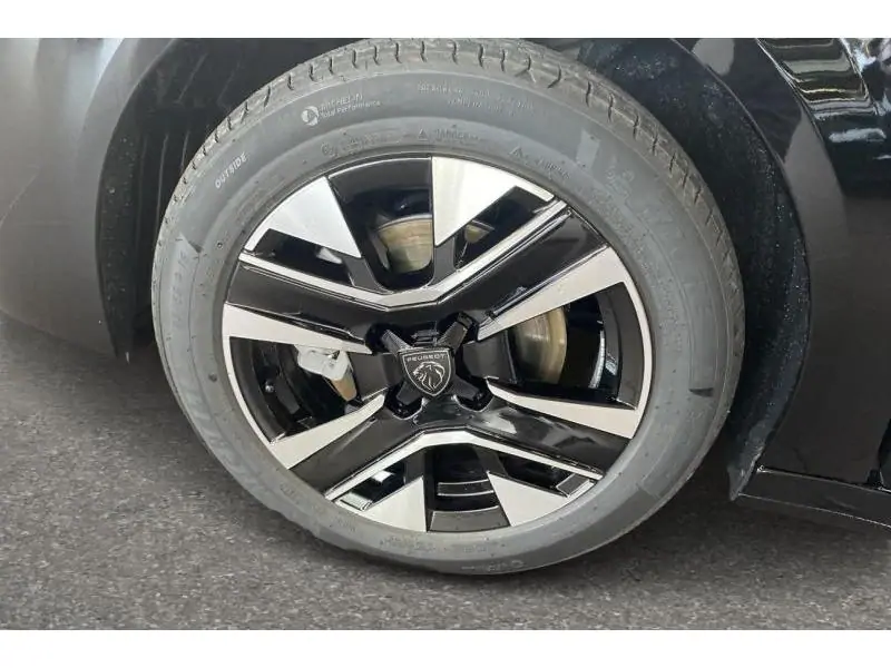 VEHICLE__CONDITION_SERVICE Peugeot 208 Allure 1.2 Turbo 100 Man.6 BLACK 20