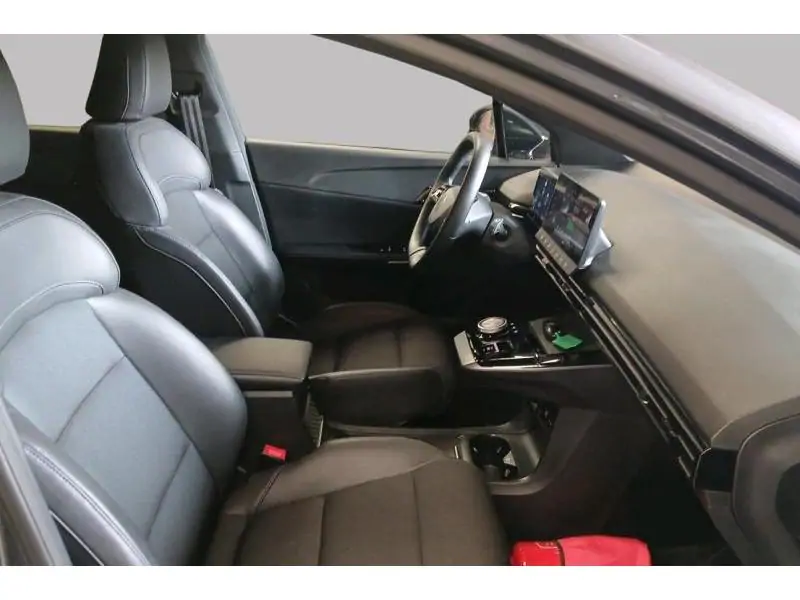 Occasion MG MG4 Luxury GREY 8
