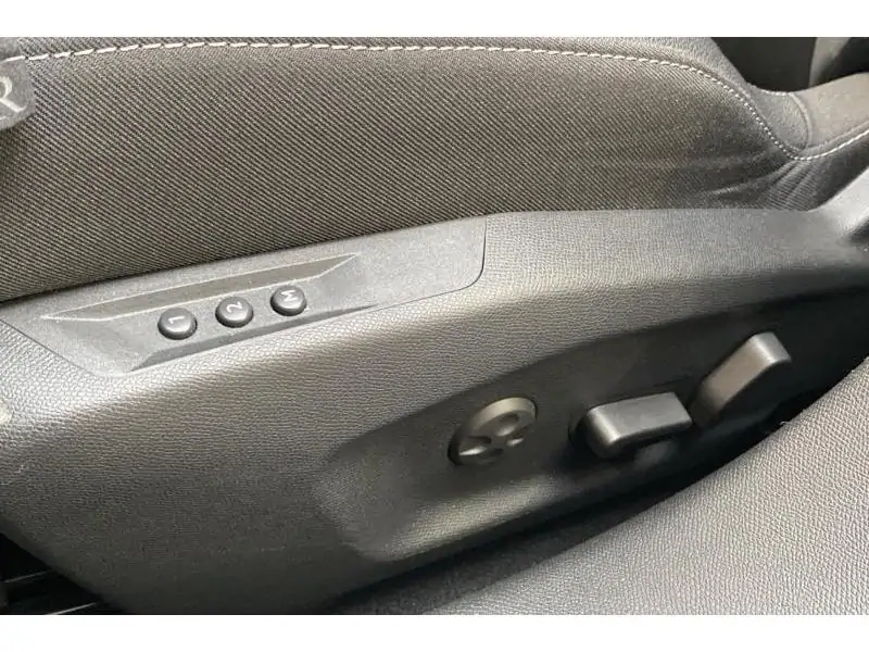 Occasion Opel Astra Ultimate YELLOW 22