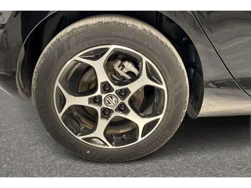 Occasion MG MG3 1.5 HYBRID + BLACK 23