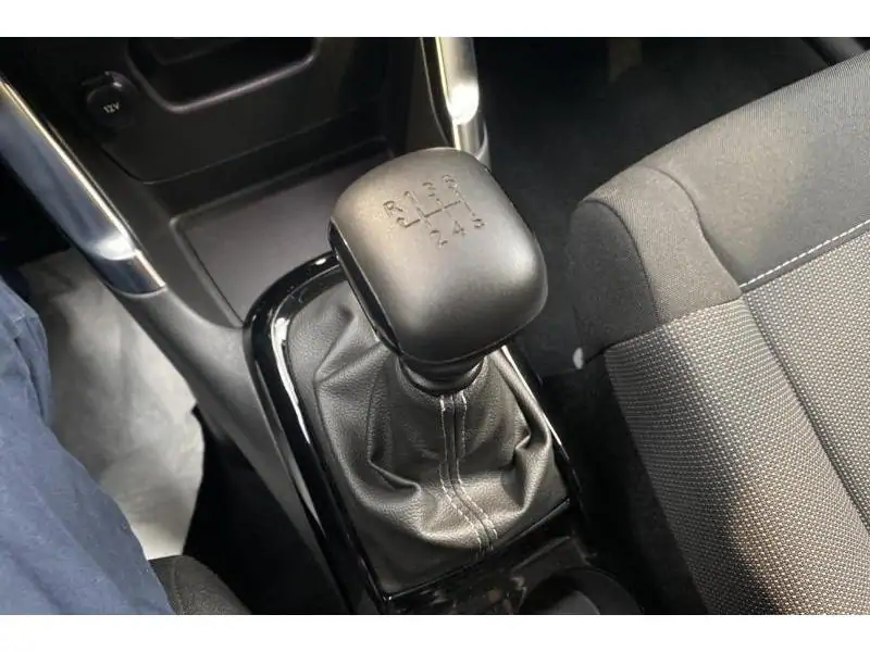 Occasie Citroen C3 Aircross Shine GREY 16