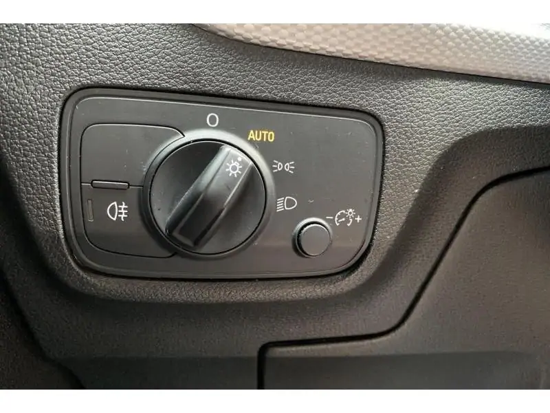 Occasion Audi Q2 Advanced WHITE 25