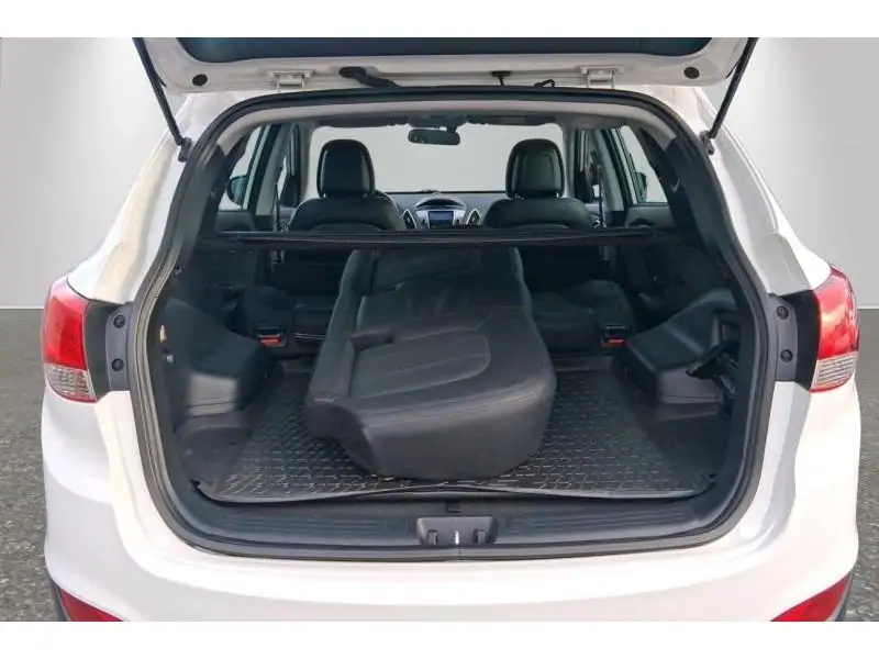 Occasion Hyundai ix35 SUV MANUAL WHITE 19