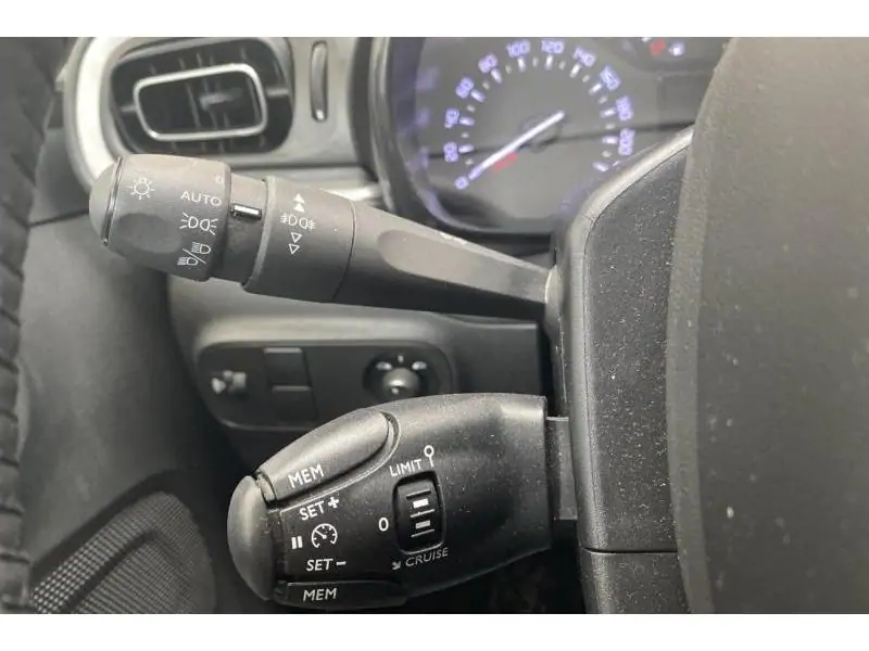 Occasion Citroen C3 Shine WHITE 23