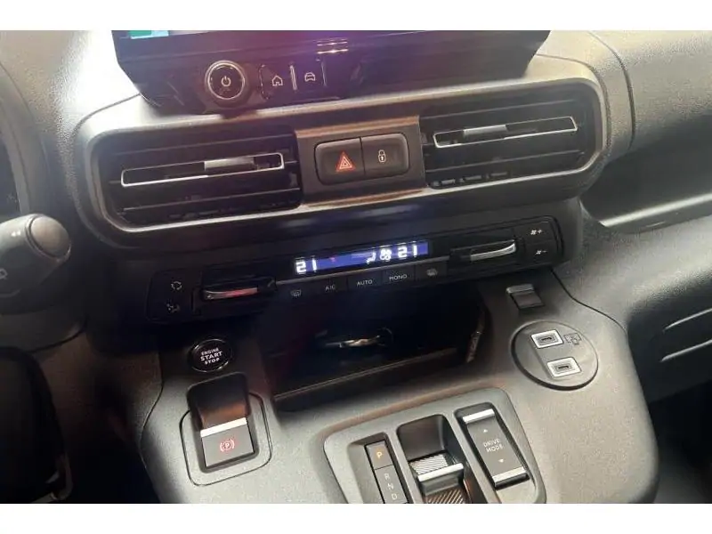 VEHICLE__CONDITION_SERVICE Citroen Berlingo III automaat WHITE 15
