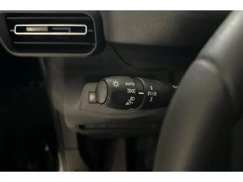 VEHICLE__CONDITION_SERVICE Peugeot Partner Standard Light 1.2 Turbo 110 Man.6 BLACK 24
