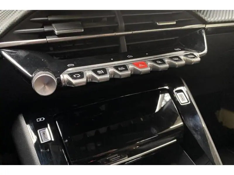 VEHICLE__CONDITION_SERVICE Peugeot 2008 ALLURE*Véh. de Direction! BLUE 33