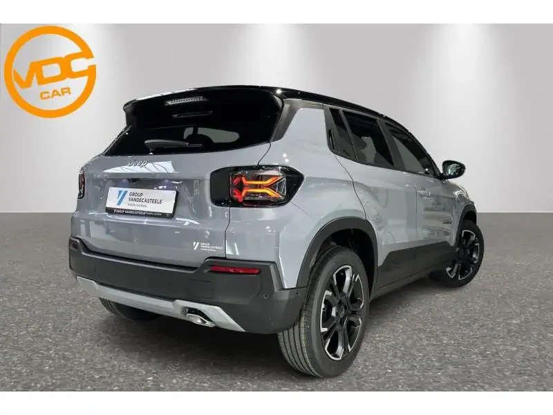 Démo Jeep Avenger E-Hybrid 4x2Altitude 1,2l 110hp E-Dct6 GREY 3