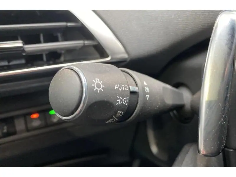 Occasion Peugeot 3008 Allure Pack HYBRID GREY 24
