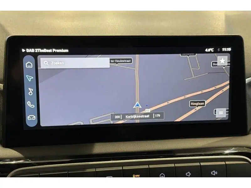 VEHICLE__CONDITION_SERVICE MG MG3 HYBRID+ LUXURY 194 pk WHITE 27