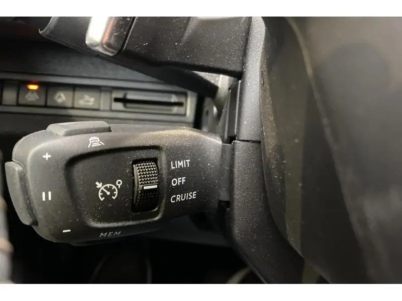 Occasion Peugeot 3008 Allure Pack HYBRID GREY 25