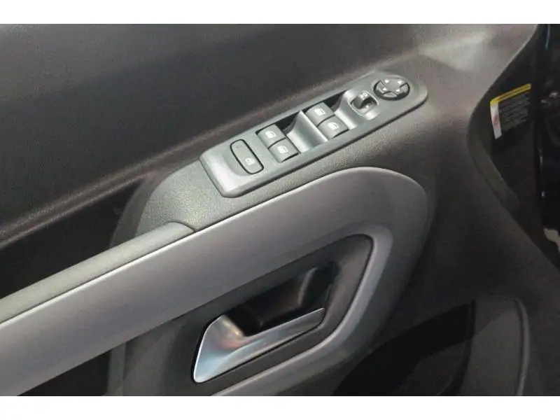 VEHICLE__CONDITION_SERVICE Fiat Doblo Small 1.2 110 5pl BLACK 17