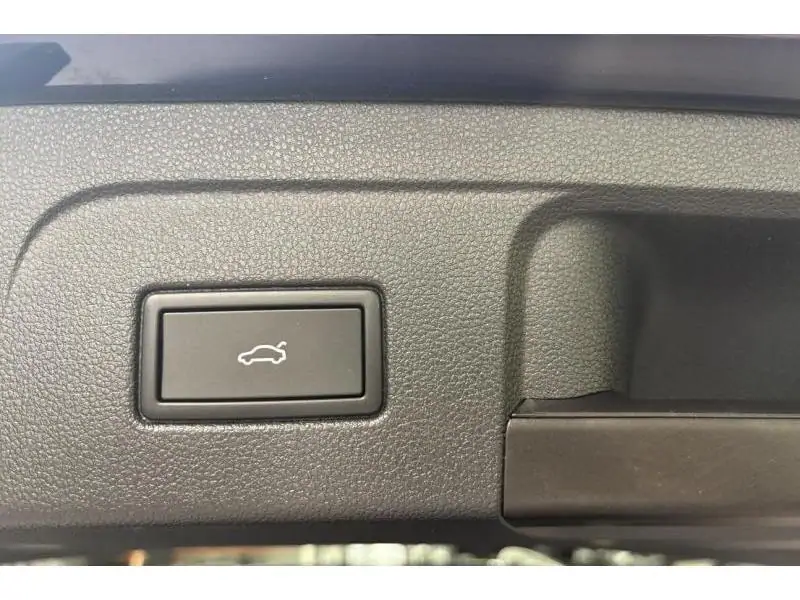 Occasion Volkswagen Touran Highline Business Premium BLUE 22