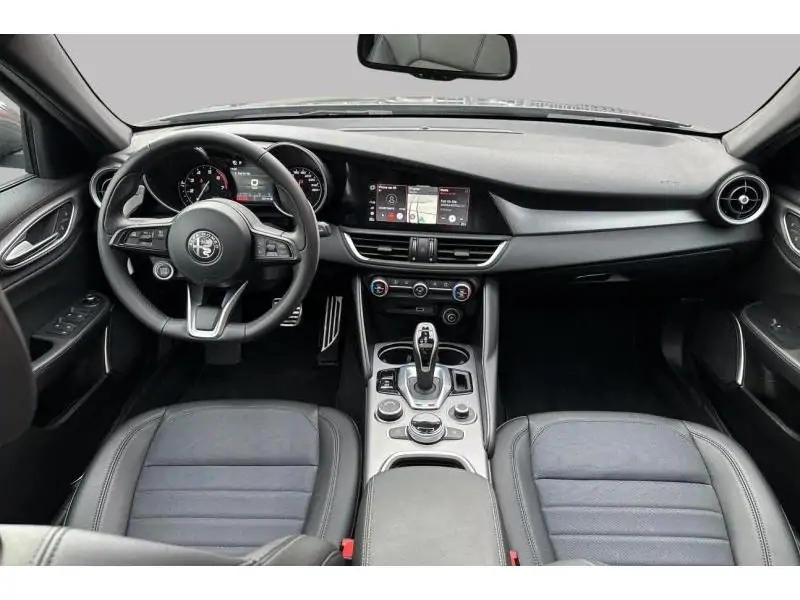 Occasion Alfa Romeo Giulia SPRINT - 2.0 T RWD - PANO GREY 11
