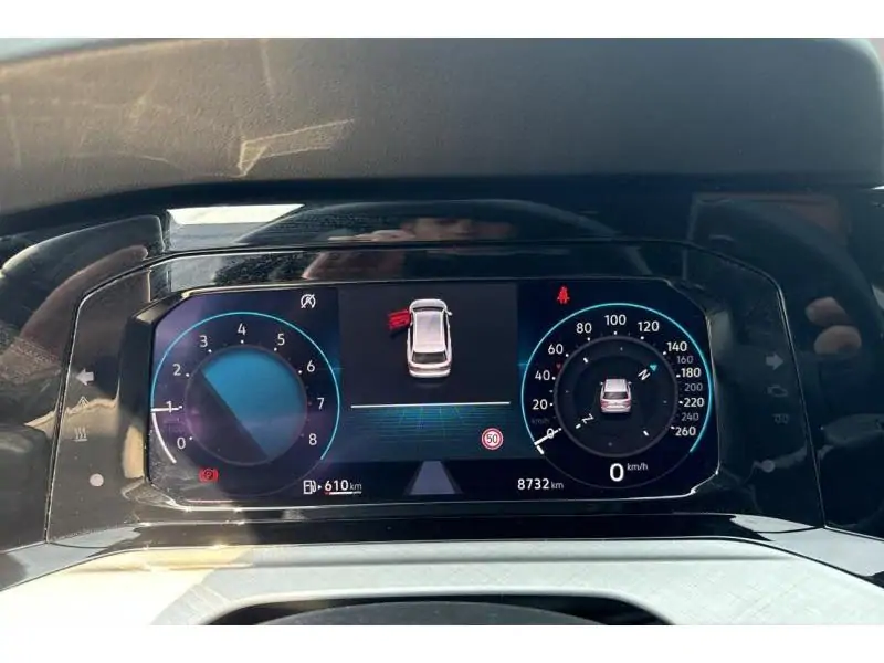 Occasion Volkswagen Golf Variant Life 110pk gps cam BLACK 23