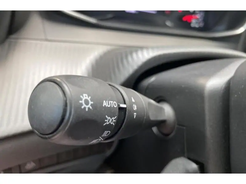 Occasion Peugeot 2008 Active Pack* GPS Détecteurs arr. GREY 26