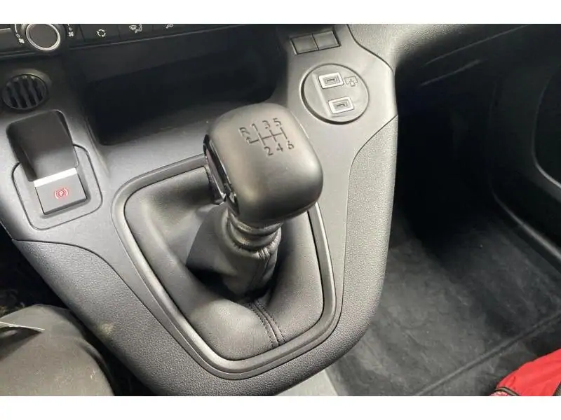 VEHICLE__CONDITION_SERVICE Opel Combo Life Life 5 places GREY 16