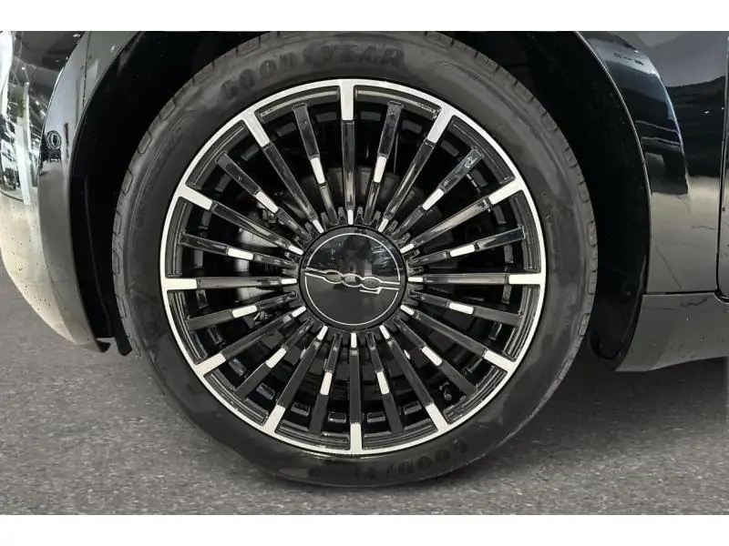 VEHICLE__CONDITION_SERVICE Fiat 500e CABRIO LA PRIMA BLACK 20