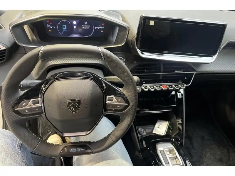 VEHICLE__CONDITION_SERVICE Peugeot 2008 GT WHITE 11