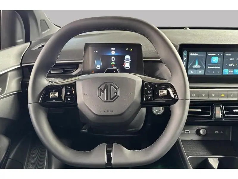 VEHICLE__CONDITION_SERVICE MG MG3 LUXURY HYBRID+ BLACK 12