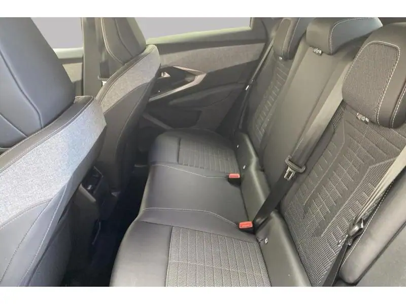 Occasion Peugeot 3008 Allure - HYBRID 145 pk GREY 18