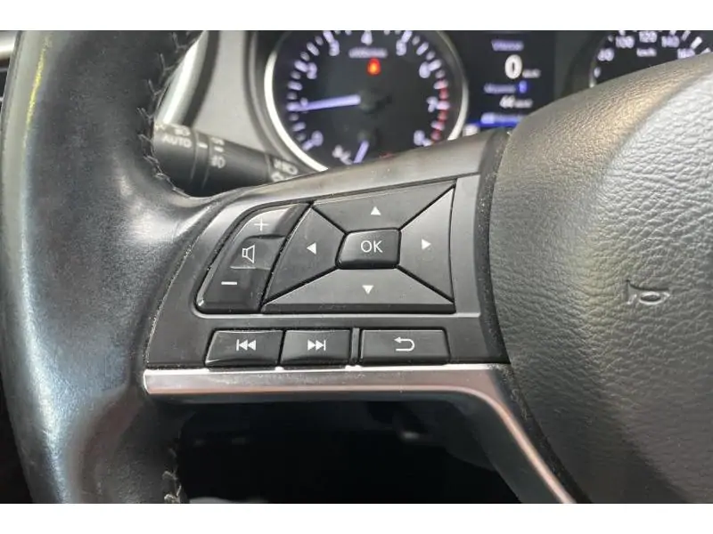 Occasie Nissan Qashqai 1.3 ess*Clim GPS Caméra arr. BROWN 21