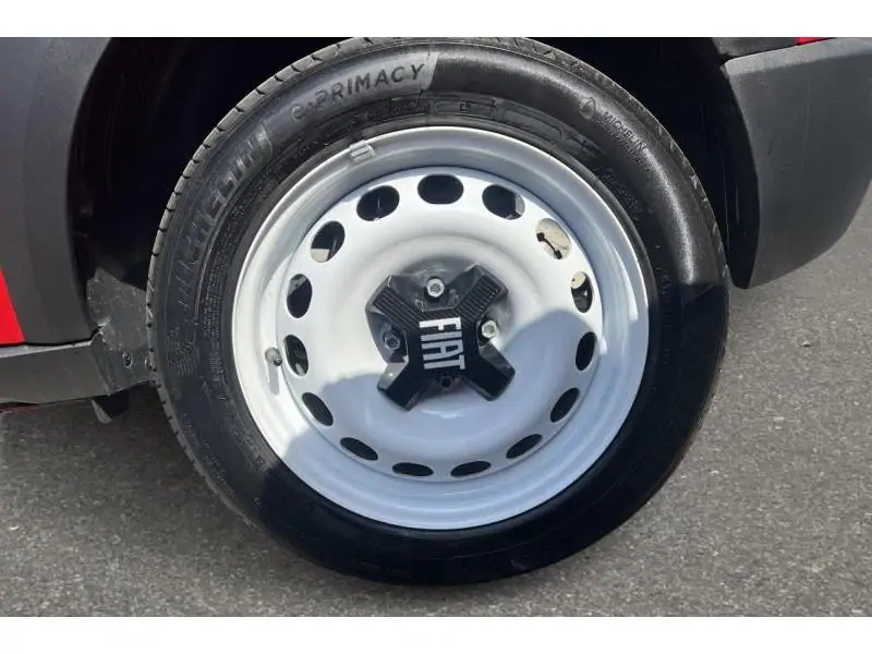 VEHICLE__CONDITION_SERVICE Fiat Panda GRANDE RED 20