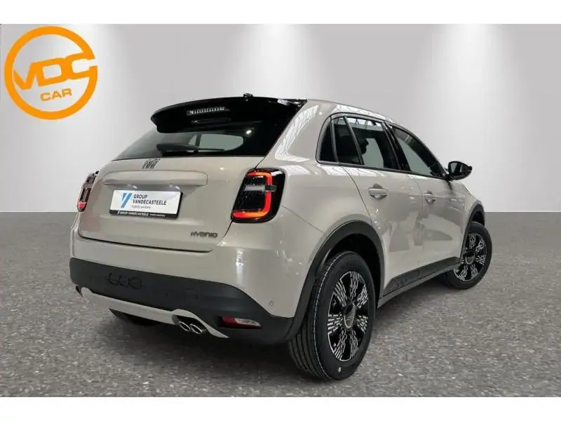 VEHICLE__CONDITION_SERVICE Fiat 600 Hybrid 145pk ICON BEIGE 3