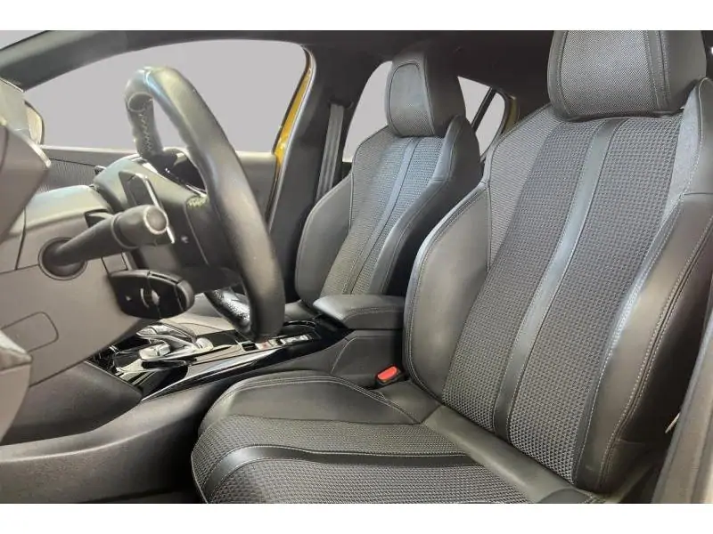 Occasion Peugeot 208 GT YELLOW 10