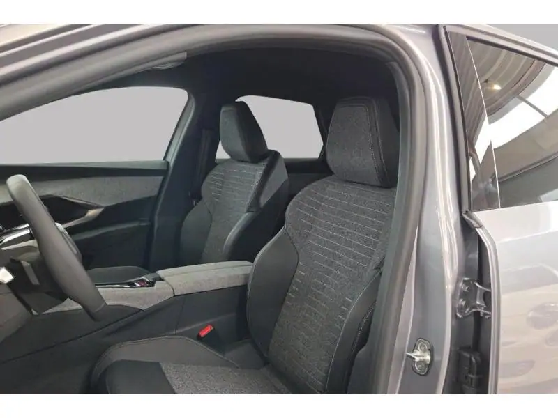 VEHICLE__CONDITION_SERVICE Peugeot 3008 ALLURE GREY 10