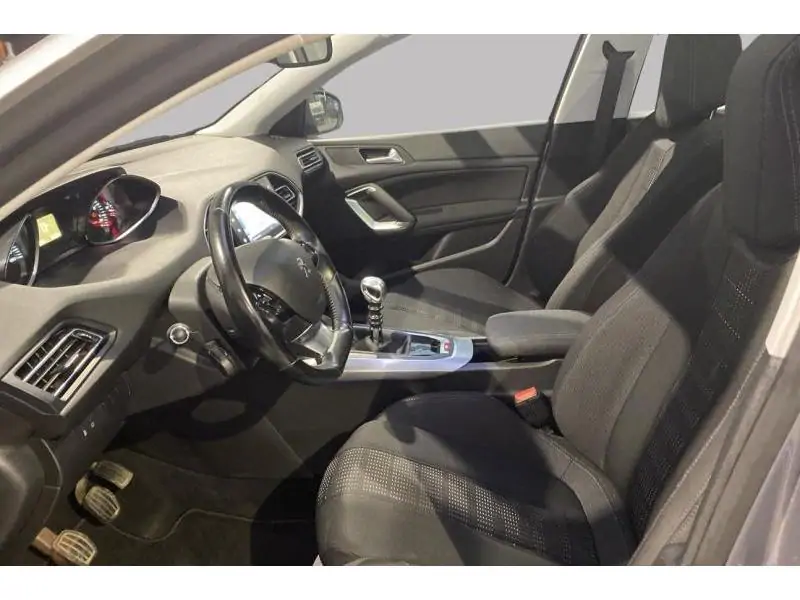 Occasion Peugeot 308 II SW Allure GREY 10