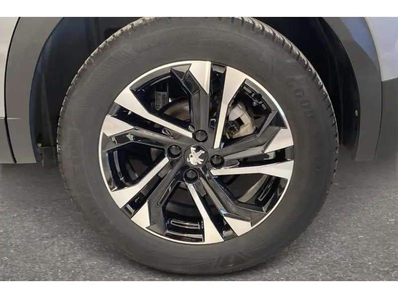 Occasion Peugeot 2008 Allure * GPS & Caméra de recul GREY 20