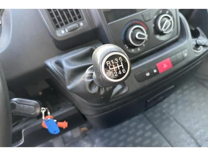 VEHICLE__CONDITION_SERVICE Peugeot Boxer UTILITY ALUKAST+laadbrug WHITE 16