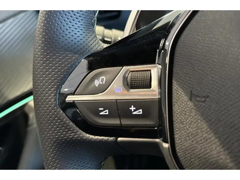 Occasion Peugeot 2008 GT - HYBRID GREY 23