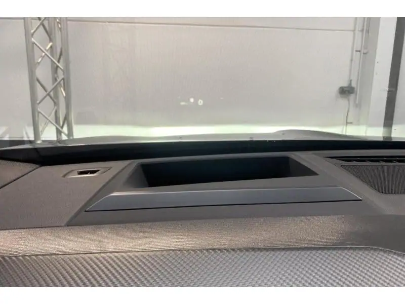 VEHICLE__CONDITION_SERVICE Opel Grandland GS BLACK 30