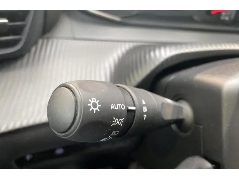 Occasion Peugeot 208 Style GREY 23