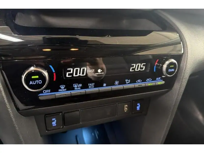 Occasion Toyota Yaris Cross Cross HYBRID RED 15