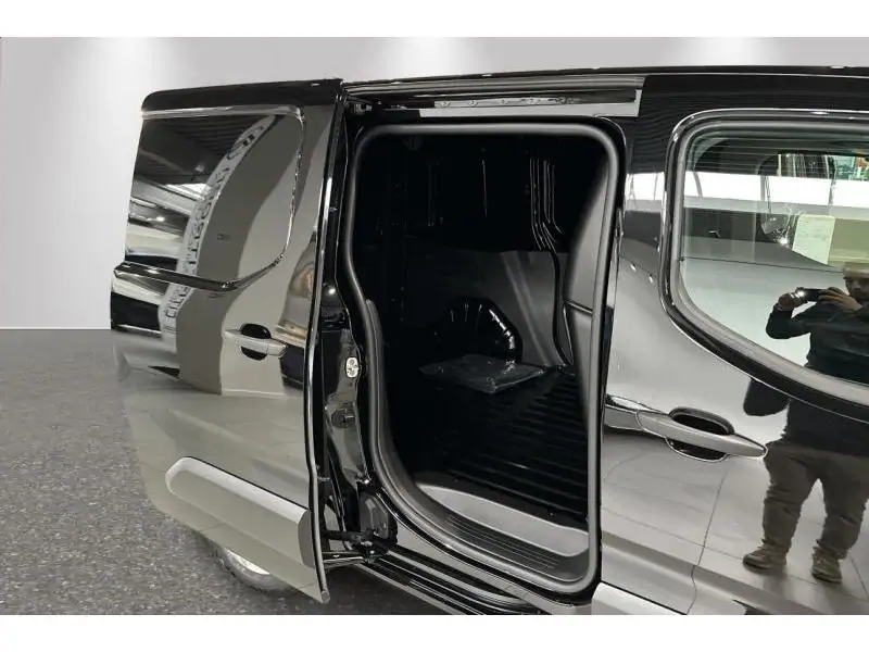 Démo Peugeot Partner Standard Light 1.5 BHDI BLACK 18
