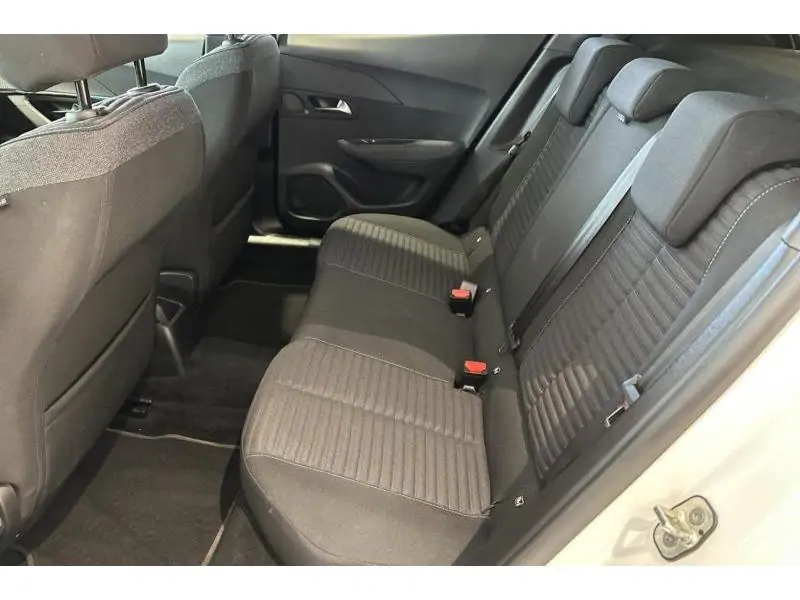 Occasie Peugeot 2008 Style WHITE 18