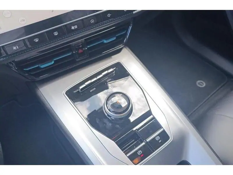 Occasion MG MG5 61kWh LUXURY RED 16