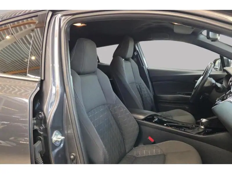 Occasion Toyota C-HR SUV Hybride non-rechargeable CVT GREY 9