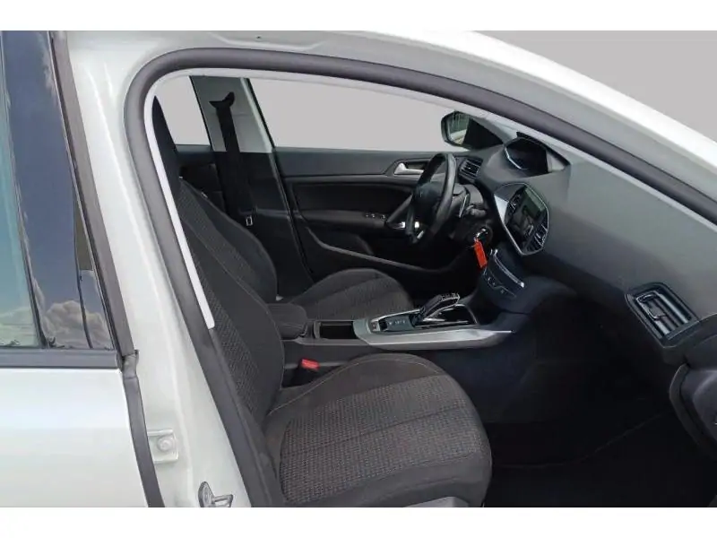 Occasion Peugeot 308 II Active Pack WHITE 8