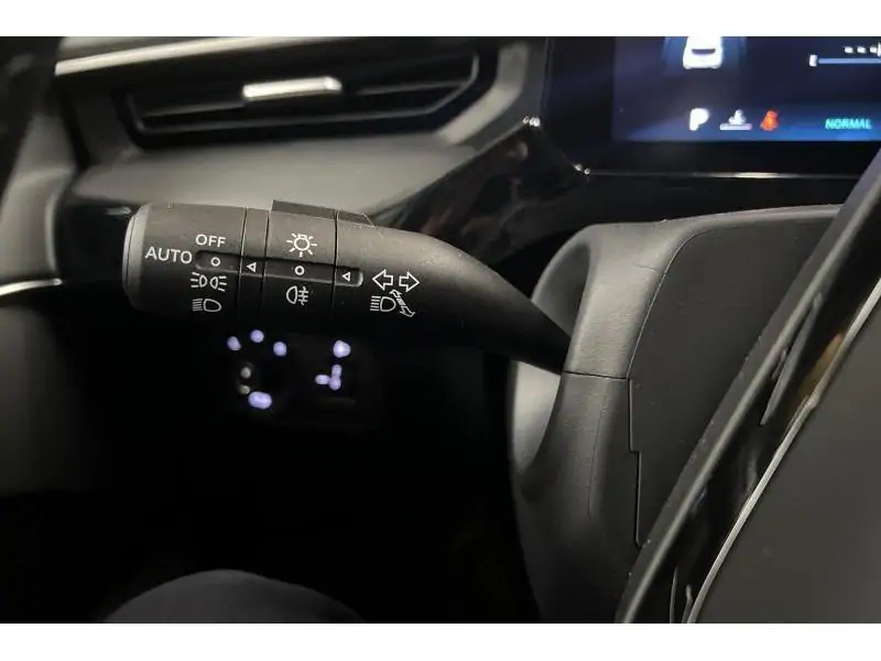 Occasion MG MG3 HEV LUXURY YELLOW 23