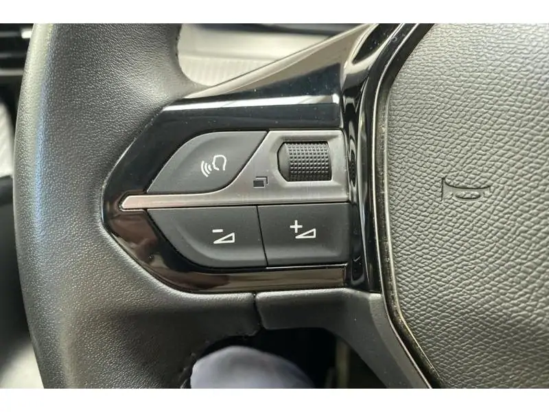 Occasion Peugeot 208 Allure*MirrorLink - certificat Check+ incl. RED 24